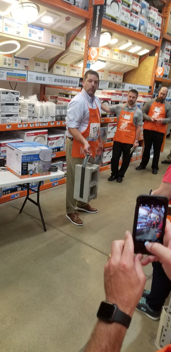 BenPuhr's tweet photo. Yes. That's duct tape .
#Mvpwalk #IronForce @frfjr86 @annette_tcaps2 @JulieGiattino @l_linville @homedepot2766 @SamanthaODell19 https://t.co/I4Mv011azq