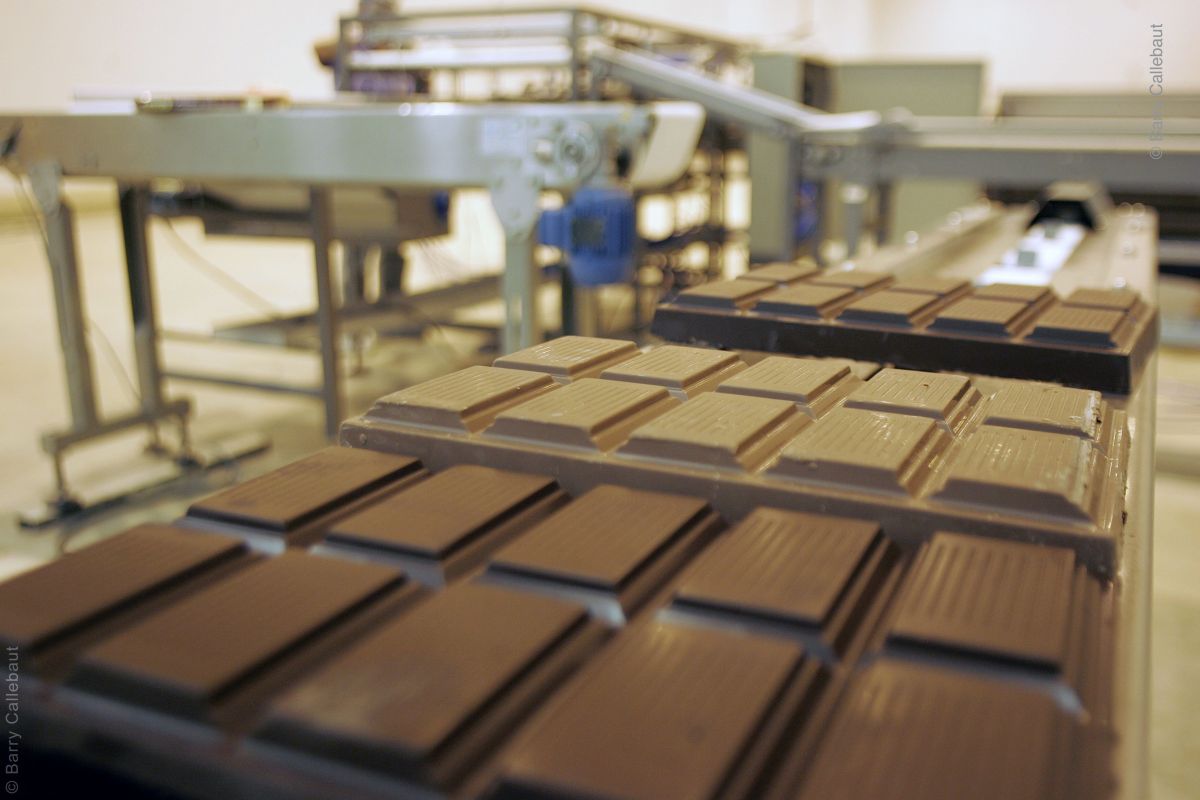 InFoodandDrink's tweet image. Leading cocoa and chocolate products manufacturer @BCgroupnews to enter into long-term supply agreement with Burton's Biscuit Company, read more here bit.ly/2PNkDOc #BarryCallebaut #BurtonsBiscuits #SupplyAgreement #Cocoa #Chocolate #Biscuits #InsideFoodandDrink