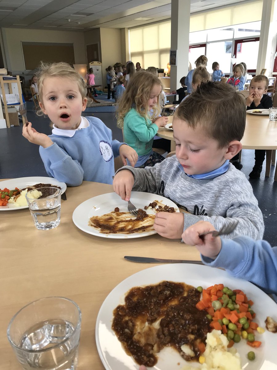 BowhouseBairns's tweet image. We had lunch in our environment today as we develop our #1140by2020 approach! “I like eating lunch with my ladies”, “that was delicious, thumbs up” We’ll keep you up to date as we develop our lunch time routines! #SettingtheTable #Responsive #ChildrensChoice @FCLisaMcCabe