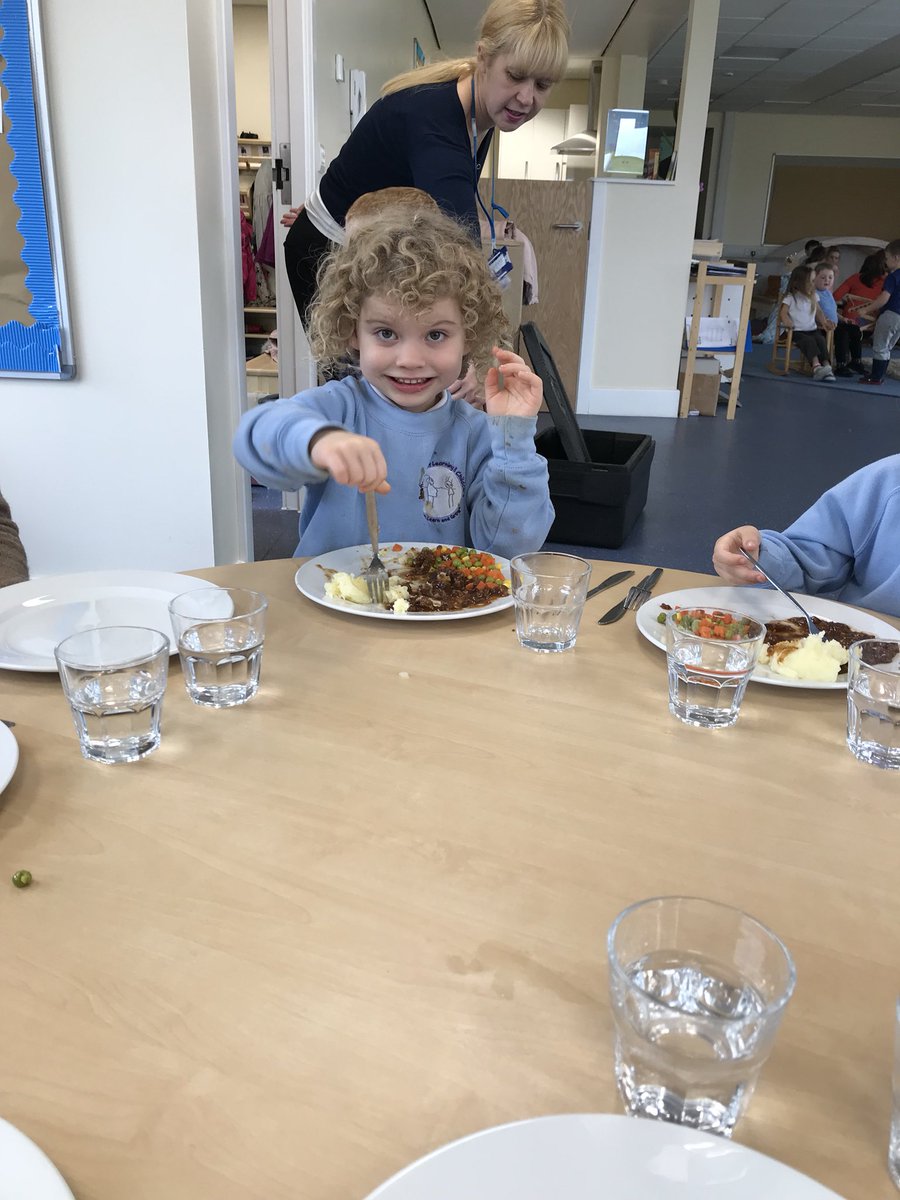 BowhouseBairns's tweet image. We had lunch in our environment today as we develop our #1140by2020 approach! “I like eating lunch with my ladies”, “that was delicious, thumbs up” We’ll keep you up to date as we develop our lunch time routines! #SettingtheTable #Responsive #ChildrensChoice @FCLisaMcCabe