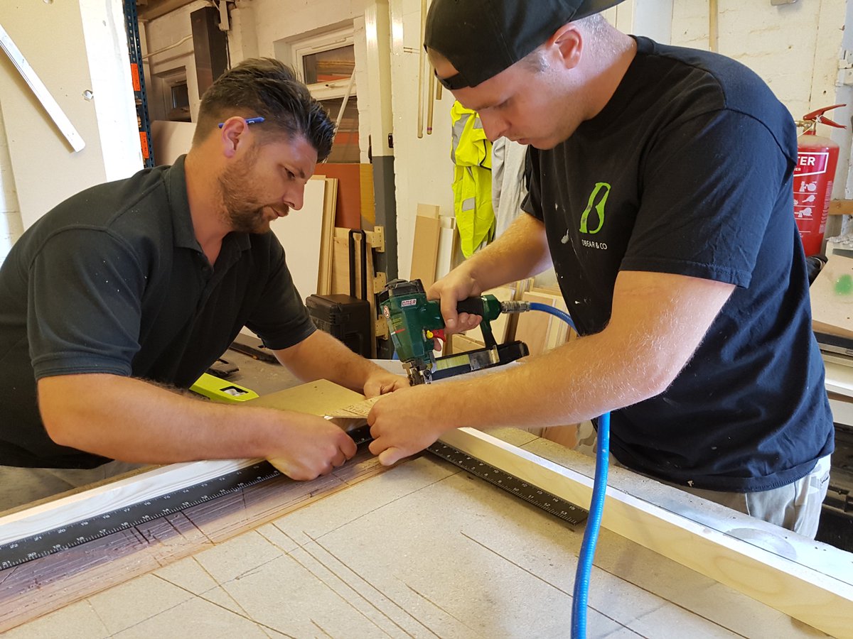 dbear_co's tweet photo. Our crew in the workshop creating custom frames for Canvas backdrops.
All frames made to size.
#bespokestands #exhibitionstands #canvasprints #canvasgraphics #custommadeframes #teamwork #canvas #frame #sizing https://t.co/X44j53ZPxT