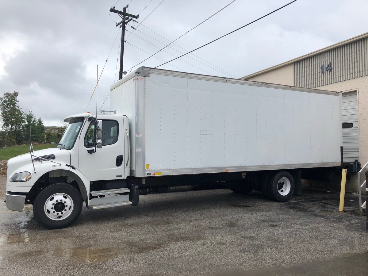 PEICVG's tweet image. Please welcome the newest addition to the DSCS Fleet. 26' Straight truck w/ Lift-Gate. She will be killing bugs this week so give us a call!