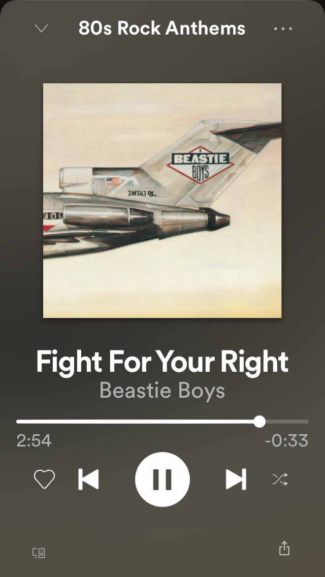 big_b0SS3's tweet photo. @Eminem why did you copy your kamikaze album coverafter beastie boys album cover, bitch https://t.co/Y4Mw0JMJRU