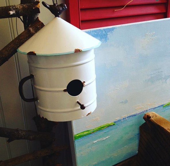 FoundObjectsSea's tweet photo. White Enamel Birdhouse Set Against a Beautiful Original Seascape by Local Artist Anne Cowman

#FoundObjectsByTheSea #ByTheSea #ShopLocal #SmallBusiness #VintageGifts #VintageHome #VintageHomeStyle #InStyle #GiftsForHer #HomeDecor #Decorating #ForTheHome https://t.co/CF5MDptQKb