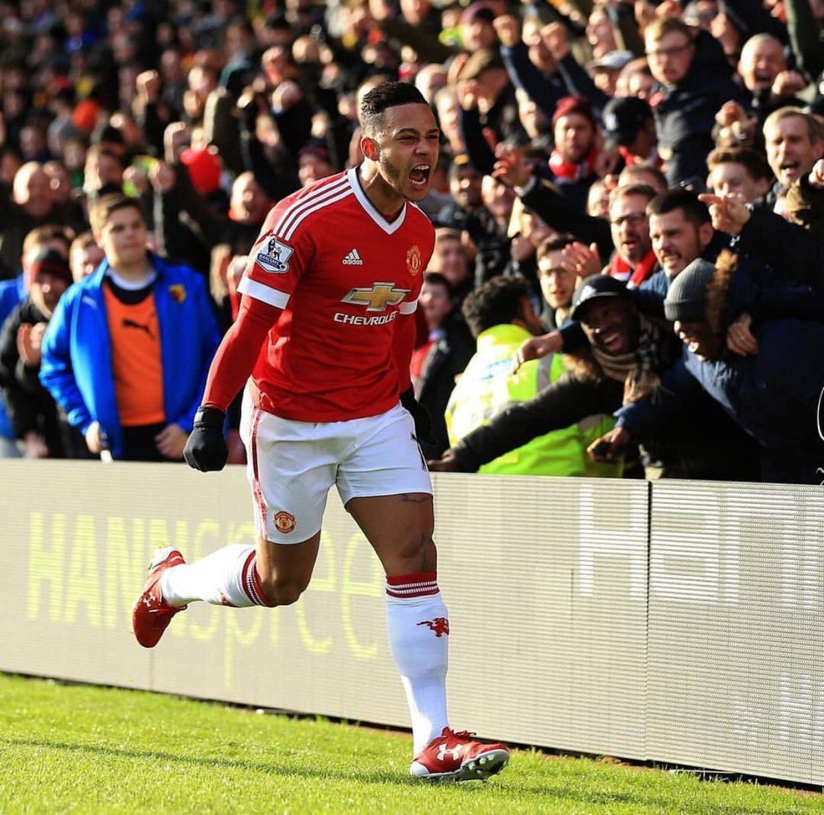 Ammadutd's tweet photo. 🗣Memphis: very exciting i’m back in a different kit but still the mission is the same...beat the blues #MemphisIsRed♥️ #MUFC https://t.co/wmkJdXHcmH