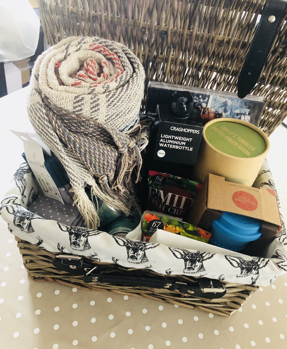 JenLGilmour's tweet photo. Wow! Look at what arrived! The hamper I won at @FreedomFestHull at the @CranswickPlc stall!
Very excited about this!
#freedomfestival #freedom #cranswick #freedomfest2018 #hullhour #hull https://t.co/6SeUTS1dxw