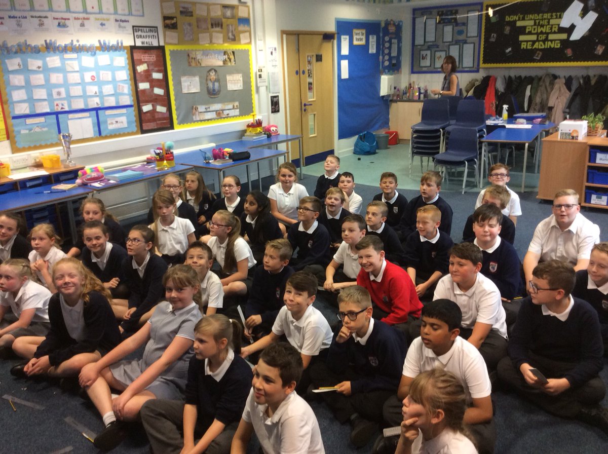RoytonHallPri's tweet image. We are ready for the live maths lesson! #bbclivelesson