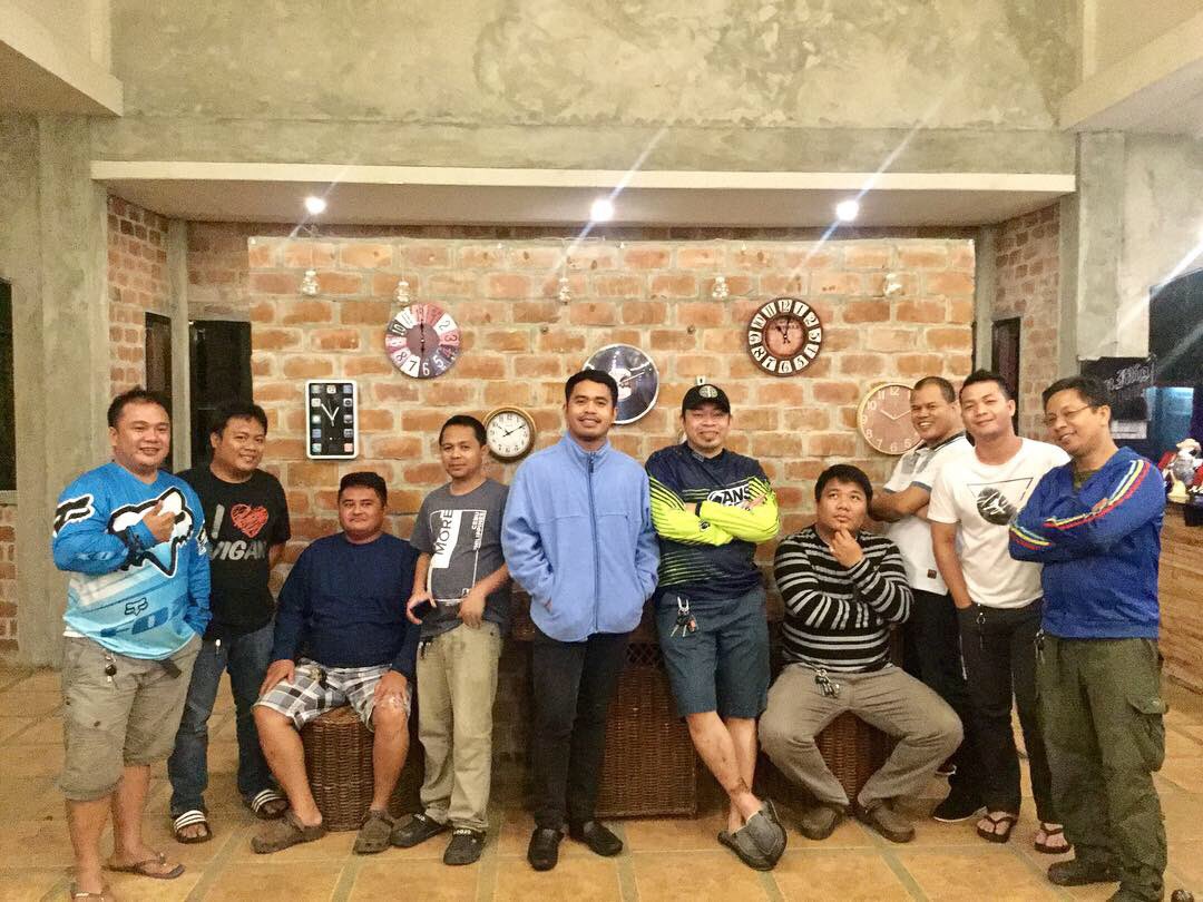 JuversonMabasa's tweet photo. Young Clergy of Malaybalay!😇
Thank you and more blessings #Bricktime!🎉😇 https://t.co/pUosW21EkC