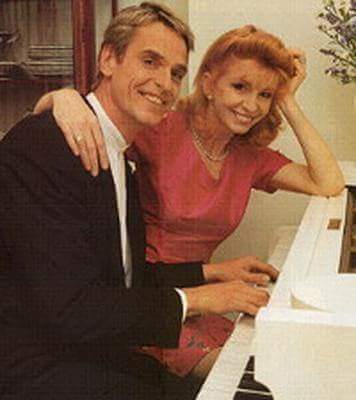 Happy 70th Birthday Jeremy Irons!
With Jane Asher 