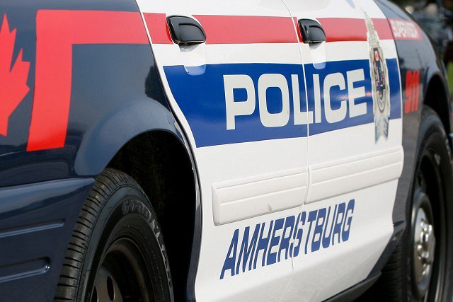 Amherstburg Community Invited To Vote On New Police Vehicle Design bit.ly/2DkTfGa #YQG https://t.co/vC6F2kbRBl