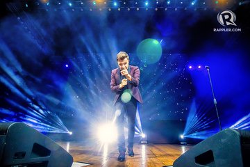Hema_ByrnesArmy's tweet photo. All of the HQ photos I've seen of @ShaneFilan in Manila are incredible. Not only does he look amazing but the photography is just beautiful! 😍 (📸: Stephen Lavoie for Rappler) See the rest of the photos here: https://t.co/WU38JzxKoC)

#LoveAlwaysPH #ShaneFilanPH #ShaneFilanMNL https://t.co/76eoD83zAt