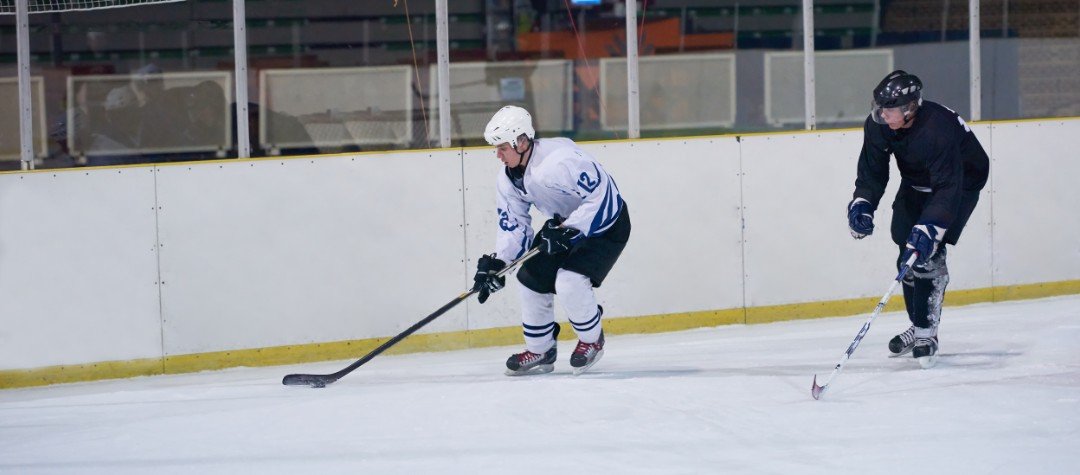 FritscheSports's tweet photo. TOP 10 TIPS FOR NEW ICE HOCKEY PLAYERS
 https://t.co/xVLWOuWh6V https://t.co/J525BBt7dd