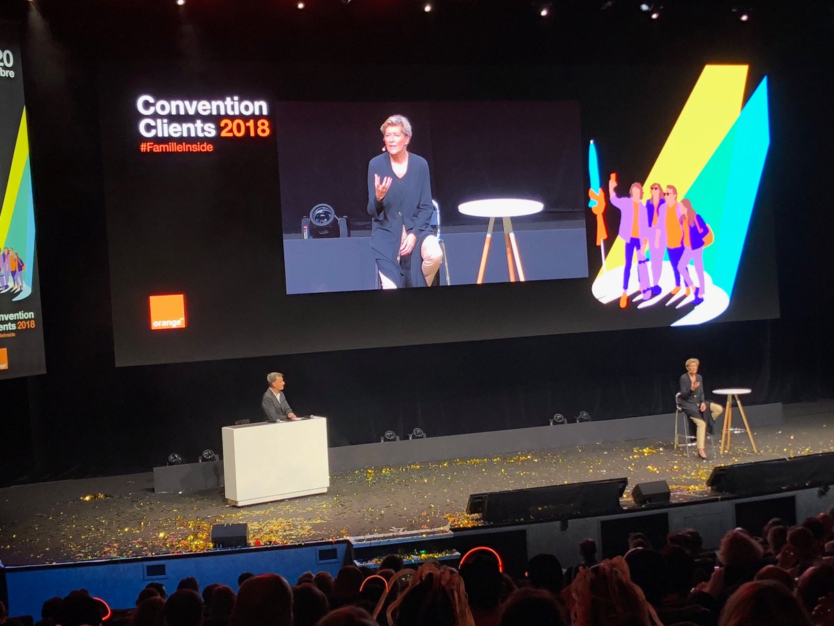 leduyann's tweet photo. C’est ⁦@fabiennedulac⁩ qui ouvre notre #ConventionClient 2018 #orange à #Deauville avec les 11 Directions #orange de #France et #DOM dont ⁦@OrangeBFC⁩ et ⁦@OrangeGrandEst⁩ 😊 et le thème de la famille en fil...orange 😉 https://t.co/RxBj31WtbA