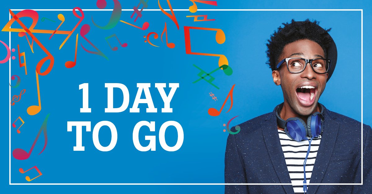 HitsEYorksNews's tweet photo. Happy @Ststephenshull #StudentInvasion eve! Stop by tomorrow for endless exclusive student discounts, freebies, competitions and festival fun, it will be amazing! Come down between 6-9pm. Find out more here: https://t.co/TfBPMahuxL #Hull https://t.co/nMIiazrLVf