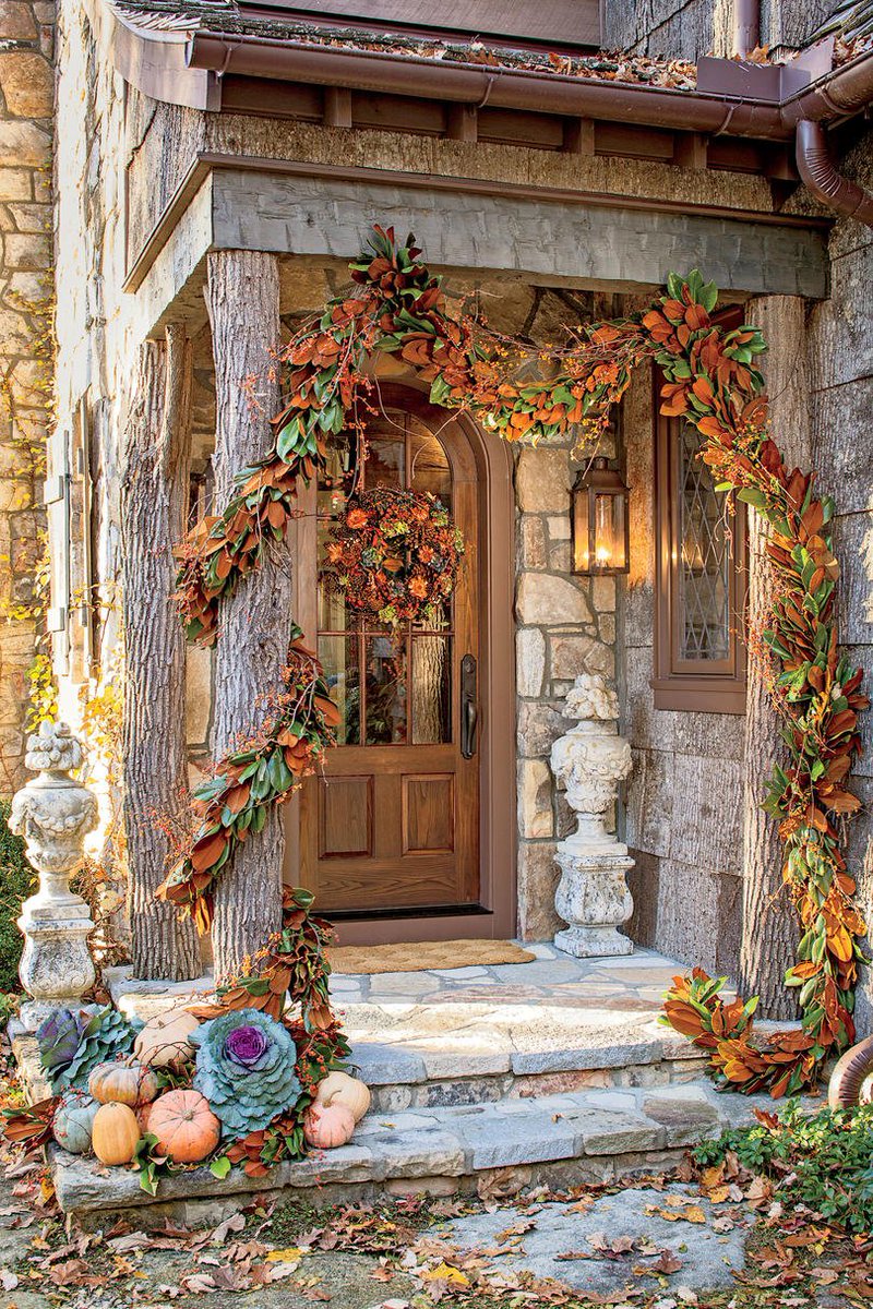 Lillianna277's tweet photo. @Biela25 #GoodBeautifulMorning Diana; when leaves are falling #autumn is calling. 🍁🍂 Not always easy to embrace the changes in one's life; however most changes are for the best I have discovered.  #ThinkPositive.  Enjoy your day. 😍🎃 https://t.co/AWQAnhZ11t