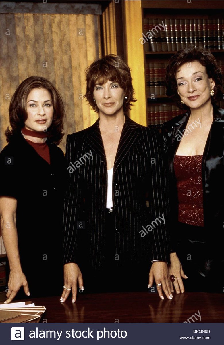 #JulieWarner #KathleenQuinlan and #DixieCarter in two promo photos for CBS' #FamilyLaw