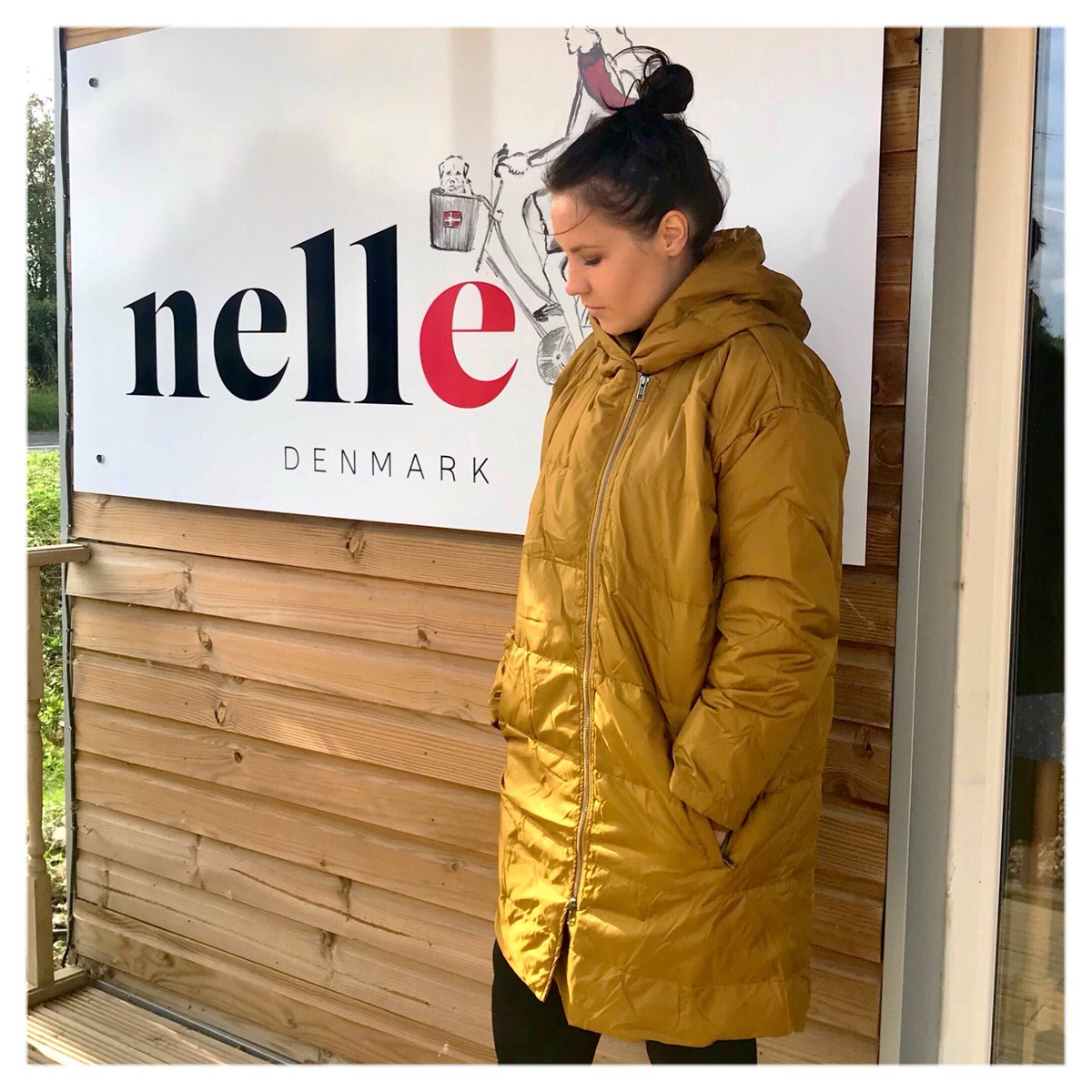 Nelle tweet media