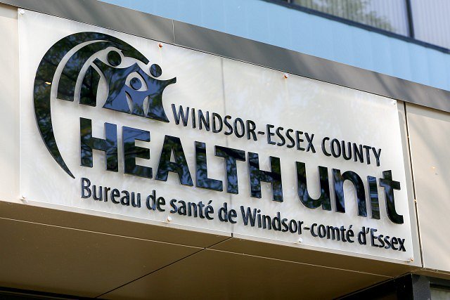 FULL STORY:  Over 500 Students Suspended For Incomplete Immunization Records bit.ly/2Db1010 #YQG https://t.co/x5ePb0vXBA