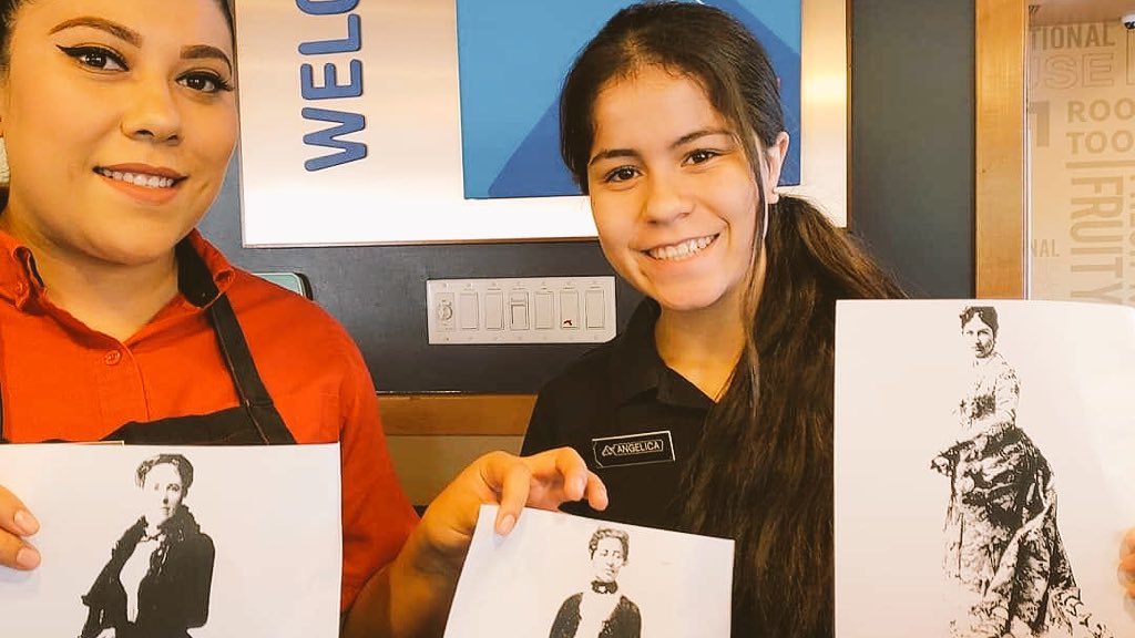 BradWaller's tweet photo. CaliforniaPTA: RT @DeckerPUSD: #flatselena #flatphoebe #flatalice @ihop for our PTA fundraiser! They like pancakes #flatlikethem π₯ @IHOP @1stDistrictPTA @NationalPTA @CaliforniaPTA #proud2bePUSD #deckermakeswaves #PUSDcluster4 #phillipsranch #yaypta https://t.co/rafhzwDeTR