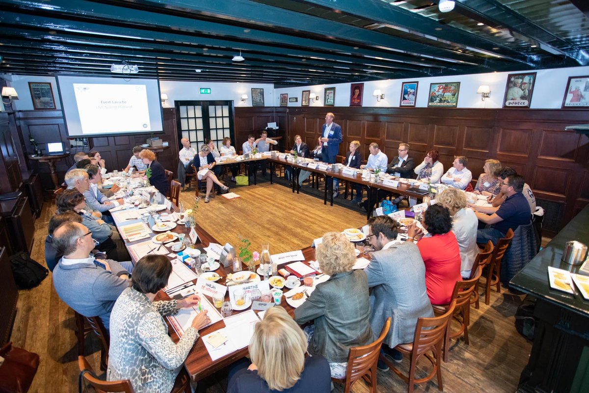 BNIHoD's tweet photo. Dinsdag 18 september was het bezoekersdag bij BNI Haarlem op Dreef met maar liefst 21 gasten/bezoekers: een spetterend begin van de dag met zo veel energieke ondernemers tijdens de wekelijkse ontbijtbijeenkomst! Ook een keer sfeer proeven? We nodigen je graag uit! https://t.co/gF2tuDj9ED