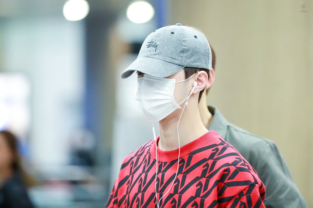 shootonL's tweet photo. 180917 ICN🛬🛬

#라이관린 #賴冠霖 #LAIKUANLIN
#워너원 #WannaOne https://t.co/oiQt31Z2Op