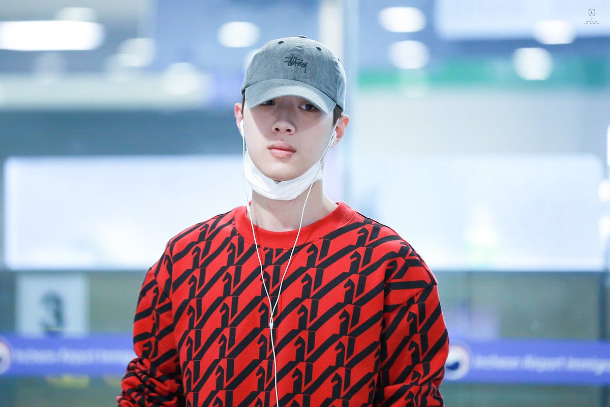 shootonL's tweet photo. 180917 ICN🛬🛬

#라이관린 #賴冠霖 #LAIKUANLIN
#워너원 #WannaOne https://t.co/oiQt31Z2Op