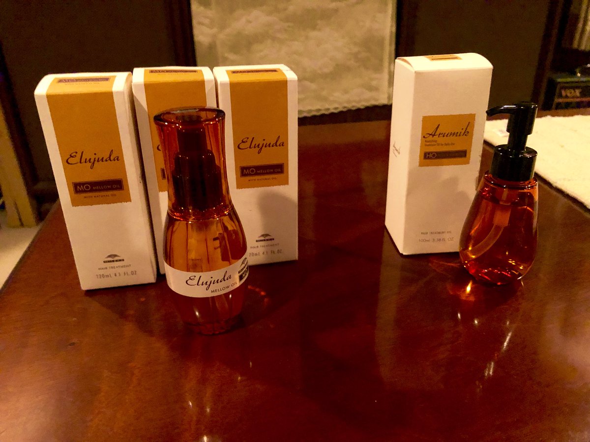 安本 圭吾 いっつも左のミルボンのヘアオイル 使ってるけどドンキで右のめっちゃ パクリみたいなやつが700円であったから 買って使ってみたけど 柔らかい髪の毛の人向きであかんかった 誰か欲しい人いませんか