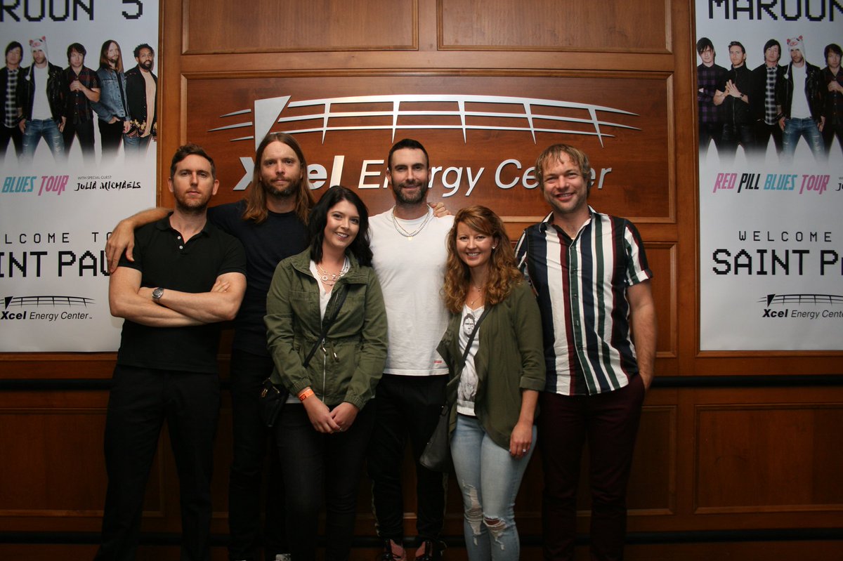 MkReid11's tweet photo. Thanks to @cities97radio and @maroon5 for a truly epic night! ❤️#RedPillBluesTour https://t.co/B7iYZUeHFK