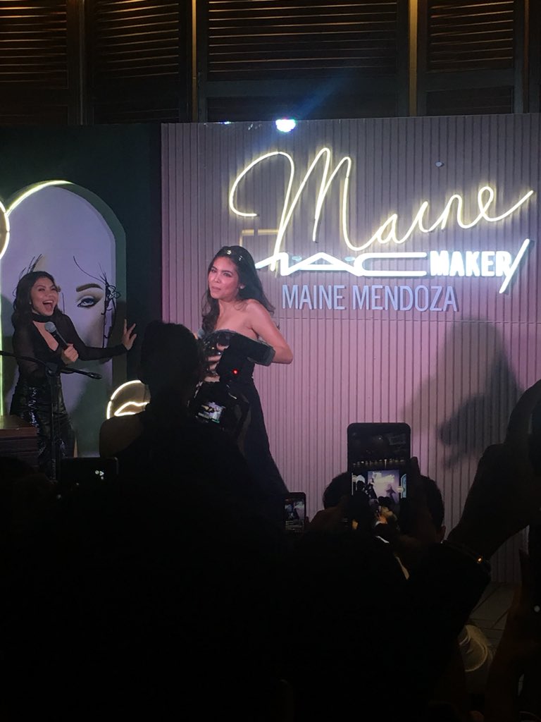 SiMissLia's tweet image. Dancing to “Together Again” yata ito.😊

#mainedcmForMAC 
#MaineForMAC