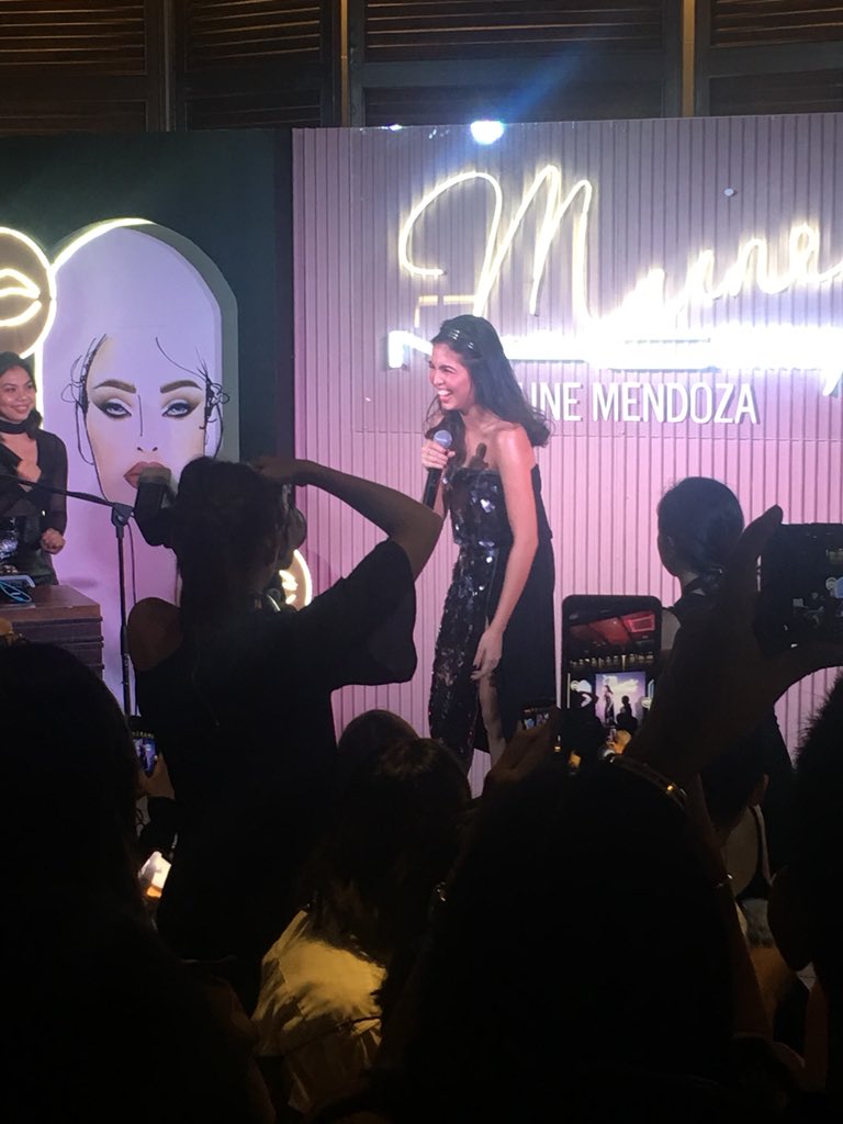 SiMissLia's tweet image. Dancing to “Together Again” yata ito.😊

#mainedcmForMAC 
#MaineForMAC