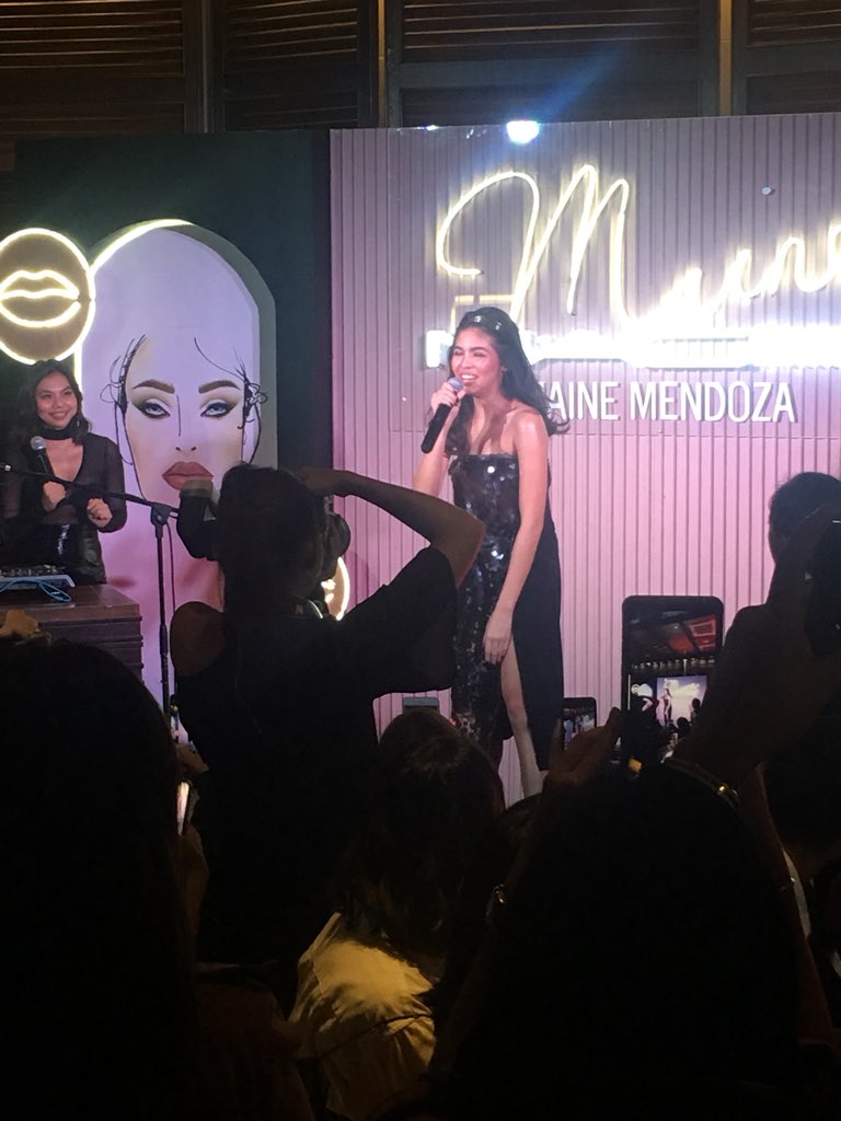 SiMissLia's tweet image. Dancing to “Together Again” yata ito.😊

#mainedcmForMAC 
#MaineForMAC