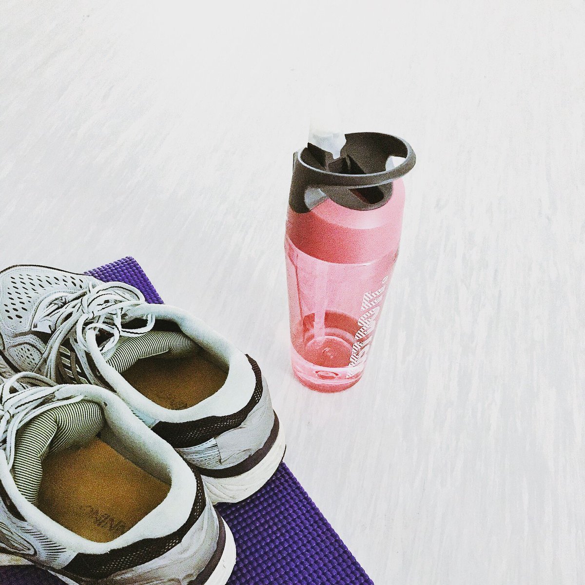 debrafranke7's tweet photo. First yoga class last night at Bostwick YMCA! Wonderful, relaxing, and strength work for me as well. Many of the poses are newer to me so I had to do easier variations, but that’s ok. My body loved it! @ymca #bostwickymca #ldnont @yourYMCAWO #yoga #firstyogaclass
. https://t.co/3lni3nQ2SN