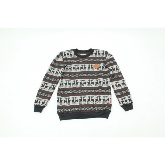 Saya menjual Brown Deer Navajo Crewneck seharga Rp300.000. Dapatkan produk ini hanya di Shopee! shopee.co.id/brainstojakart… #ShopeeID