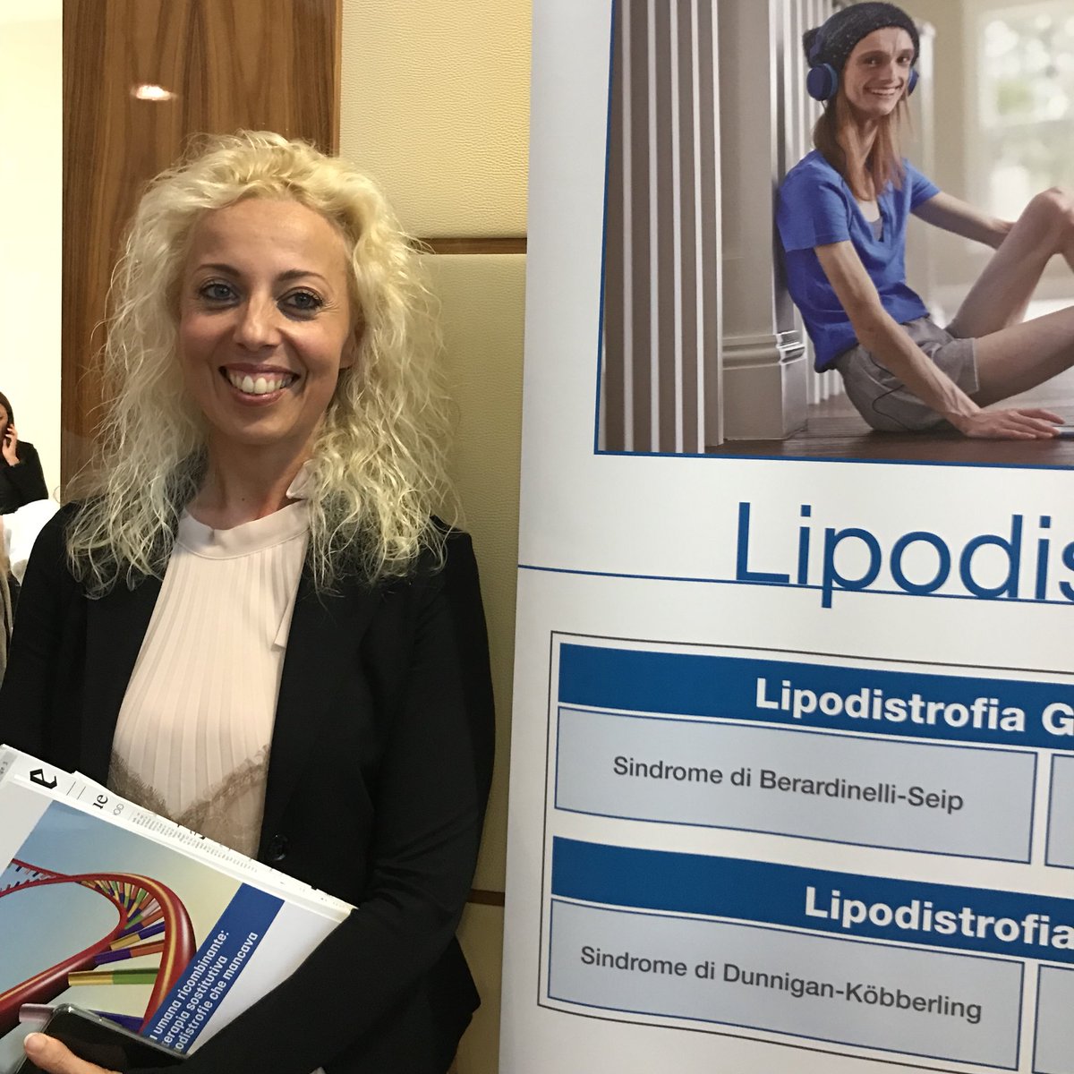 OssMalattieRare's tweet photo. Incontro Italiano sulle #Lipodistrofie: la presentazione della neonata Associazione Italiana lipodistrofie #AILIP nelle parole di Valeria Corradin, Vicepresidente: “dobbiamo dare un nome corretto alla malattia” https://t.co/rPoIKnzAId