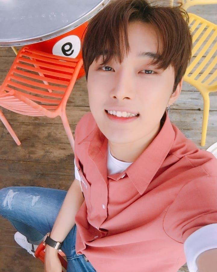 CKKYJtrans's tweet photo. [TRANS] 180916 [#SPECTRUM] SPECTRUM TIME TRAVEL SERIES #120 

A day in July, 
Jaehan-ie on the road for a break☺

#스펙트럼 #Time_Travel_Series #재한 #Jaehan 

https://t.co/as2SvttrZB https://t.co/et22ywdb09