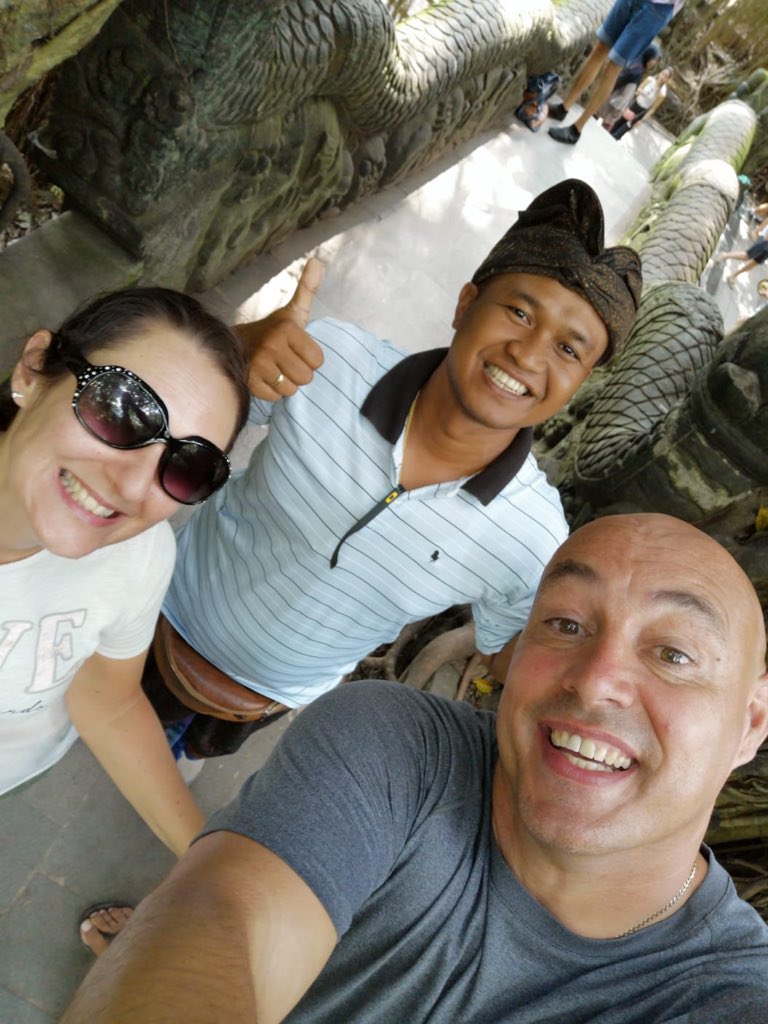 taravic's tweet photo. Beautiful Bali 😍 waterfall, monkey 🐵 forest, temple with sarong #dbstyle and rice terrace amazing place. no filter needed. Just stunning #balidreams #holidaywithmyhubster #makingmemories https://t.co/hvsQJKtLVp
