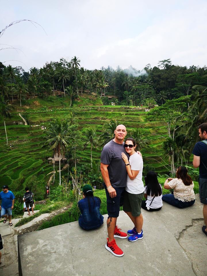 taravic's tweet photo. Beautiful Bali 😍 waterfall, monkey 🐵 forest, temple with sarong #dbstyle and rice terrace amazing place. no filter needed. Just stunning #balidreams #holidaywithmyhubster #makingmemories https://t.co/hvsQJKtLVp