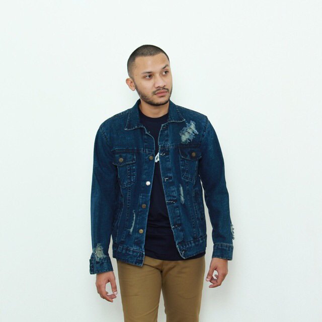 Saya menjual Foxy Trucker Denim seharga Rp420.000. Dapatkan produk ini hanya di Shopee! shopee.co.id/brainstojakart… #ShopeeID