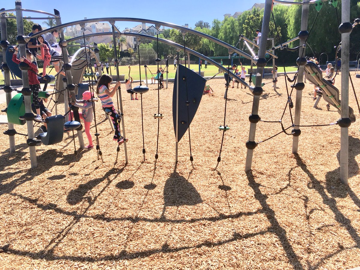 schade4kids's tweet image. Great day meeting Solana Pacific parent leaders.  You are wonderful partners in educating our students.  Thank you for all you do fo our kids! #sbsdedu #sbsdsp #parentengagement