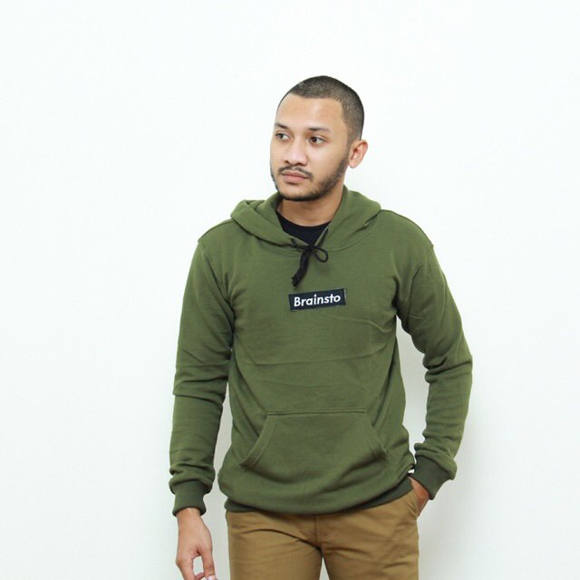 Saya menjual Black Box Olive Pullover Hoodie seharga Rp280.000. Dapatkan produk ini hanya di Shopee! shopee.co.id/brainstojakart… #ShopeeID