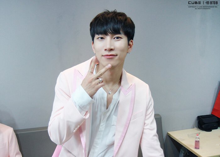 180919Hi Seo Eunkwang!!  How are you? I'm longing for some updates from you again, and from BTOB  Please tell your sons to update regularly too. Hahaha Hope you're doing well!! We miss you!! Fighting!! ♡ #WaitingForSilverlight
