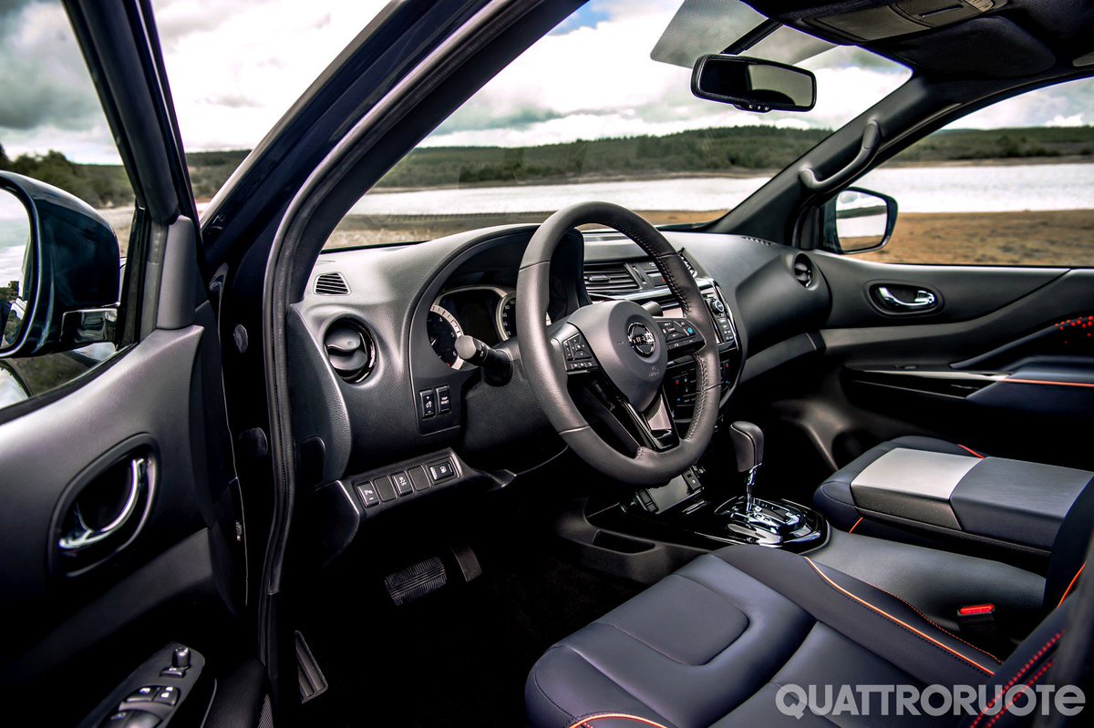quattroruote's tweet photo. Il nuovo #Nissan #Navara Dark Sky Concept ha un carrello creato insieme all'Agenzia Spaziale Europea con telescopio astronomico integrato  https://t.co/PQ35uk2TG1 https://t.co/BDRgyVJvaL