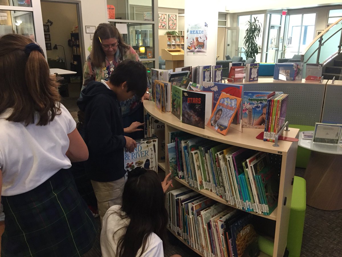 EylesMath's tweet image. Applying our knowledge of decimals in learning commons - shelving books using the Dewey Decimal System #Trinitylearns #TrinityMath