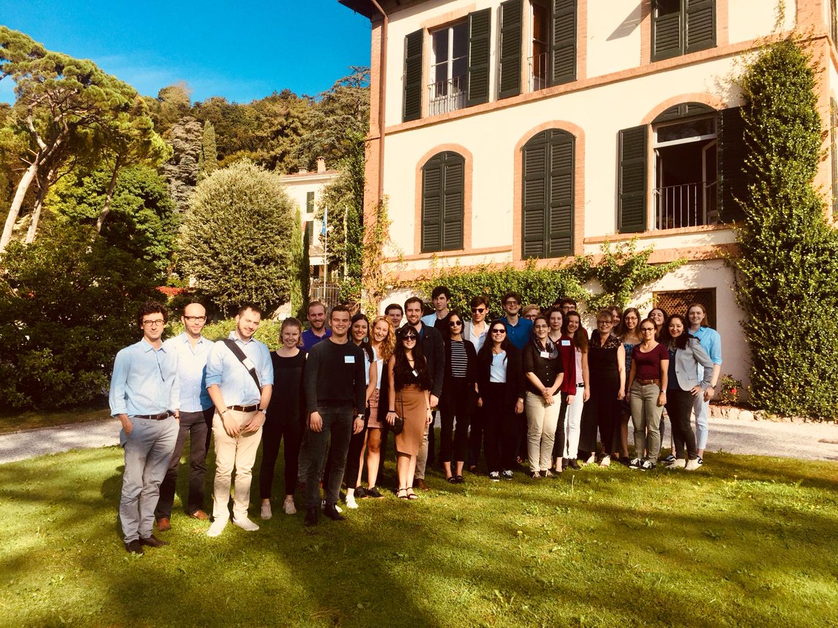 LeoVenez's tweet photo. Tre giorni bellissimi a @Villa_Vigoni su #UE e suoi rapporti internazionali. Grazie a tutti i partecipanti e relatori!
Drei wunderbare Tagen in Villa #Vigoni über EU und seine internationale Beziehungen. Vielen Dank zu alle Teilnehmer und Sprechern! https://t.co/DQ6MtN7aF9