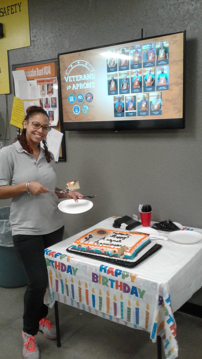 MET TEAM  STORE 248 tweet media