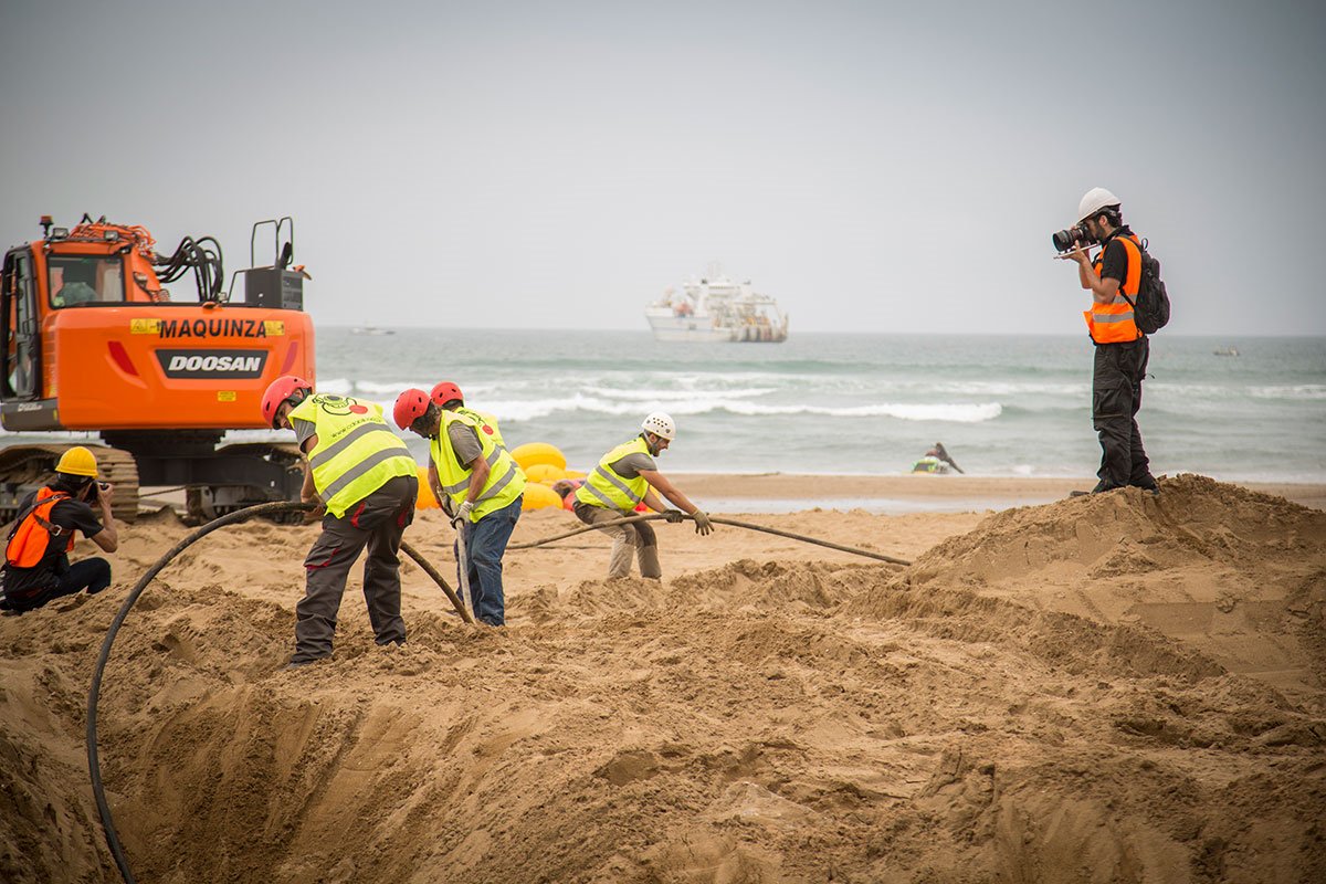 GlobalinxDC's tweet photo. So exciting that Virginia Beach continues to be poised for more Subsea Cables coming. https://t.co/UTn2ndKGz4