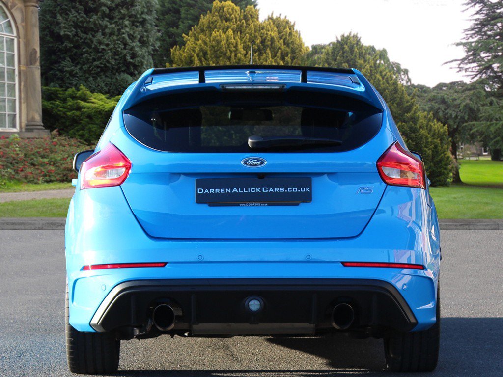 dallickcars's tweet photo. The 2016 Ford Focus RS 2.3 Ecoboost has 9000 miles on the clock and comes in the vibrant and exclusive nitrous blue. The turbocharged Ford Ecoboost engine intakes a larger amount of air than the average engine, which in turn increases engine power. #CarsOnWednesday https://t.co/biKMSrCGMN