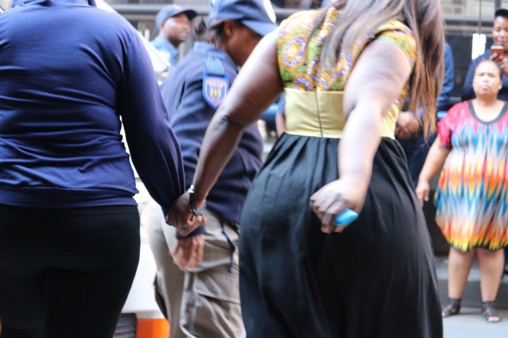 HermanMashaba's tweet image. Today, the City of Johannesburg’s GFIS (Group Forensic and Investigation Service) arrested 14 suspects for operating a bogus recruitment agency.