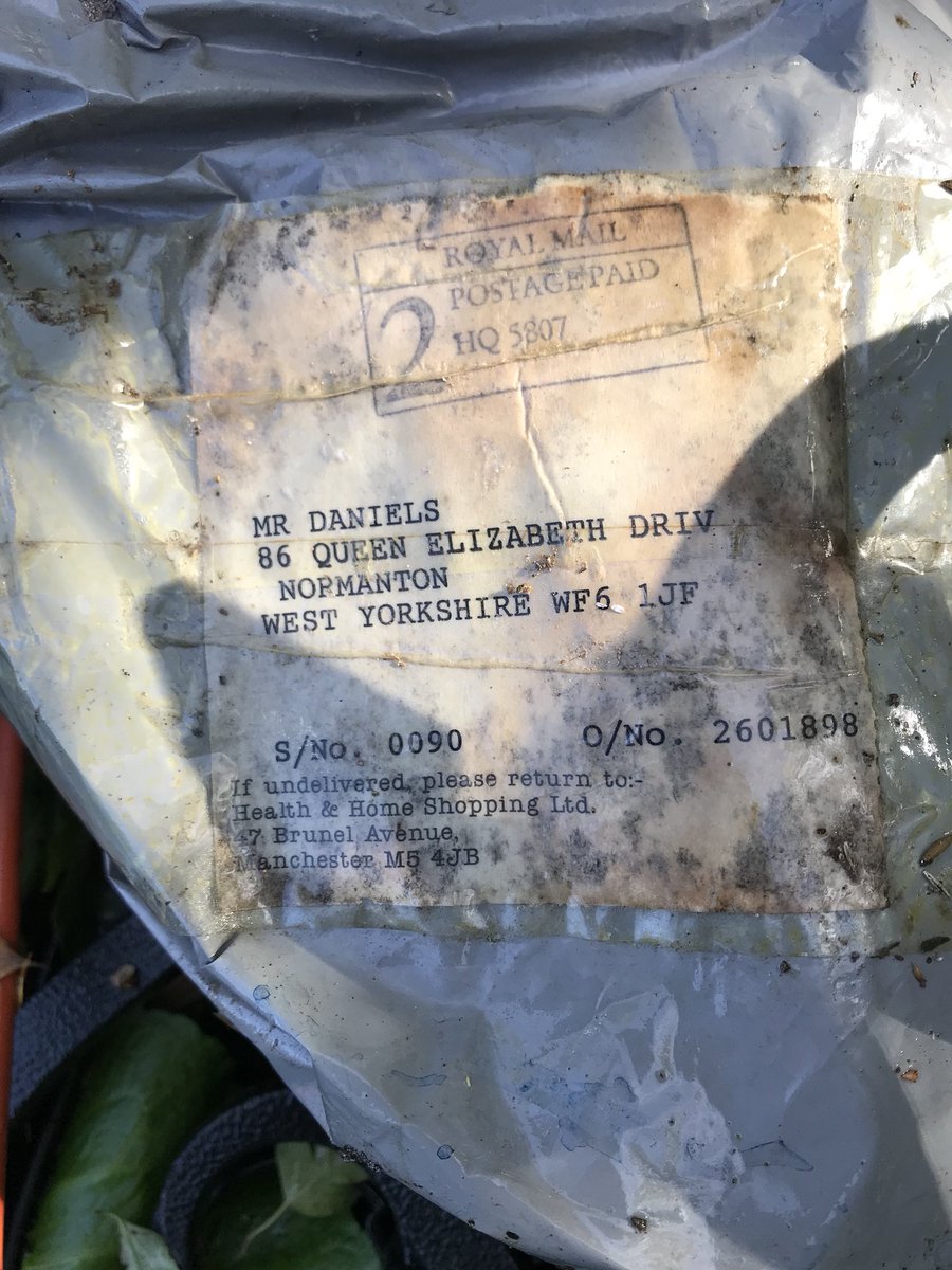 grittingnetwork's tweet photo. Dear Mr Daniels 
We have your rubbish! #knobsack https://t.co/RlMtYxr7XQ