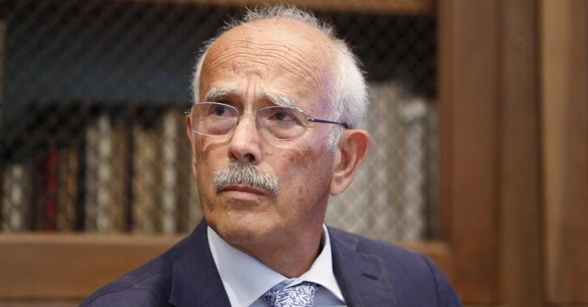 Esprimiamo profondo cordoglio per la scomparsa di Carlo Dell’Aringa, autorevole studioso, economista, uomo di grande intelligenza e profonda umanità